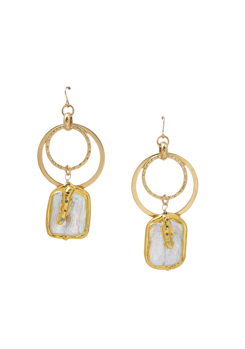 Freshwater Pearl in Gold Foil Link Earrings